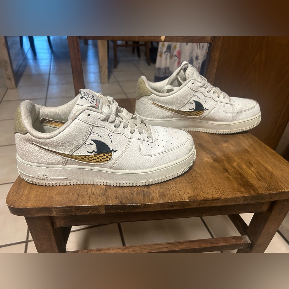 Size 10 - Nike Air Force 1 '07 LV8 Next Nature Low Sun Club - White Shark's Fin